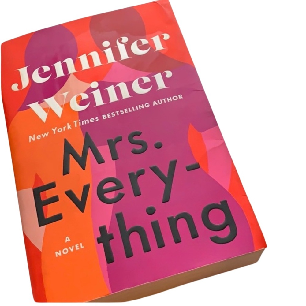 ☄️2/$15 ☄️ Mrs Everything